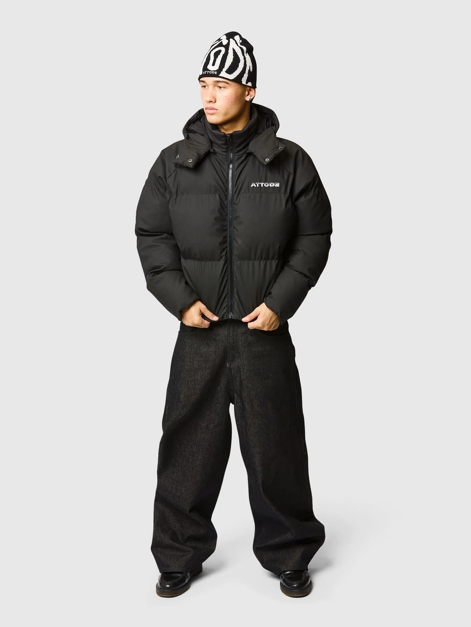 Reversible Beanie Black/White - Image 3