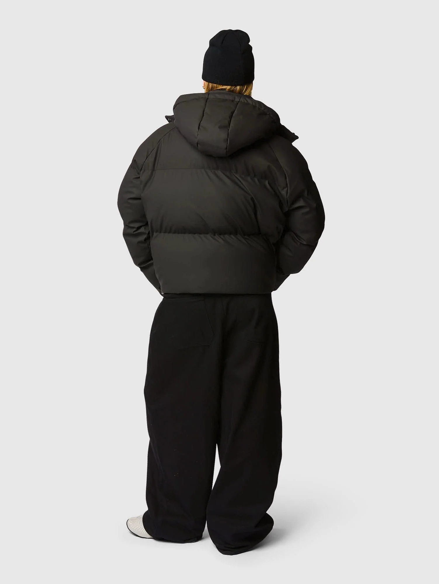 Reversible Beanie Black/White - Image 4