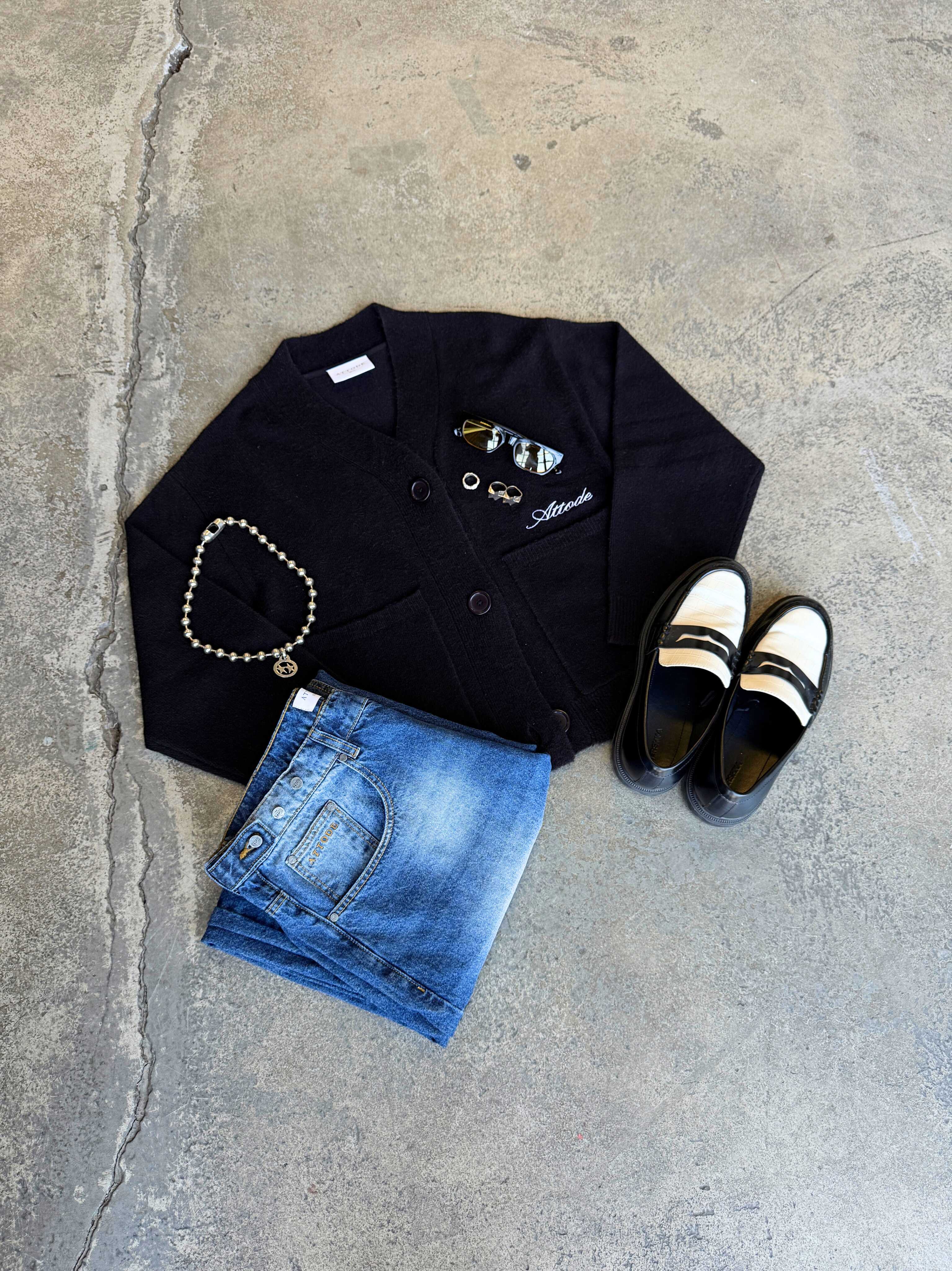 Knitted Cardigan Black - Image 8