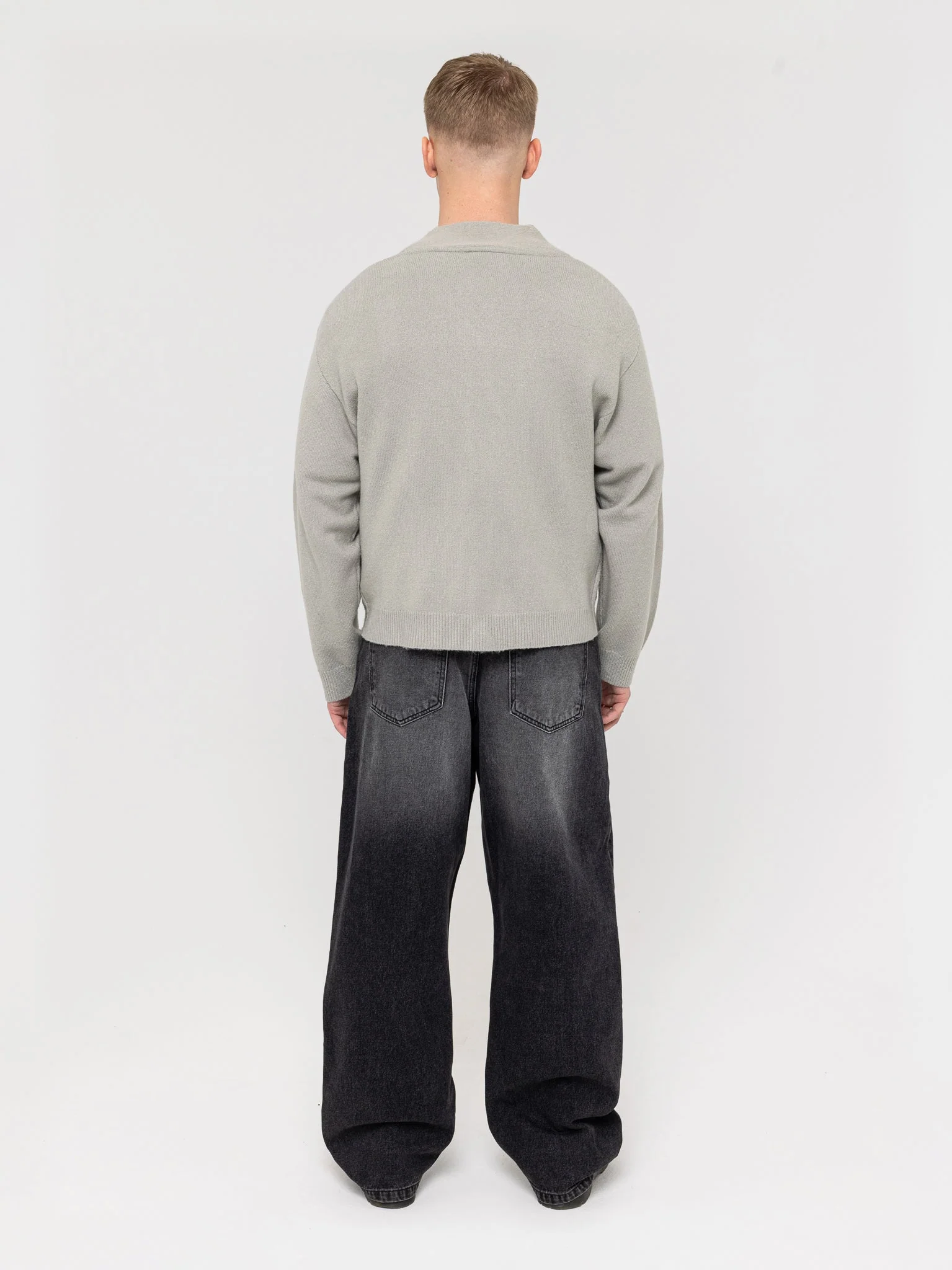 Knitted Cardigan Grey - Image 4