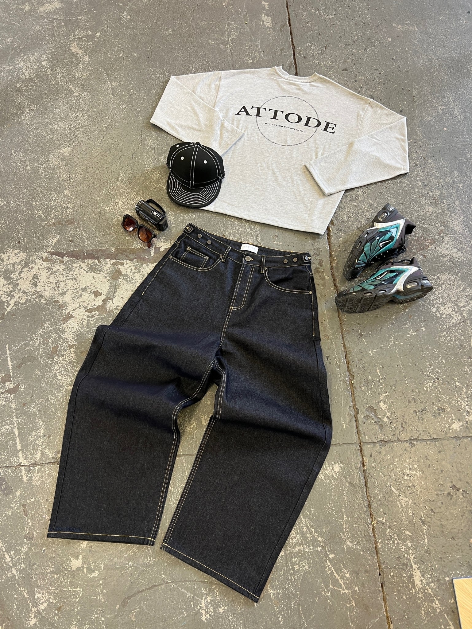 Raw Denim Jeans Navy - Image 5